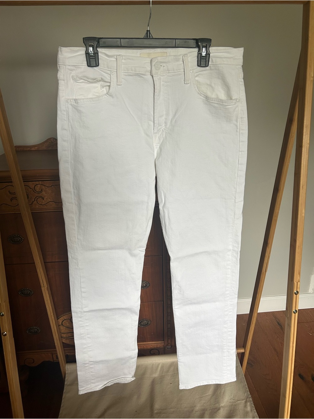 Women’s White Jeans - Classic Straight Fit